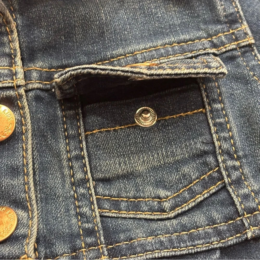 Genuine Kids Oshkosh Girls Toddler Blue Denim Jean Ruffle Snap Front Jacket 2T